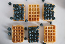 Load image into Gallery viewer, Harry Harvey Waffle Mix - Solution for Golden Waffles - 1 Kg